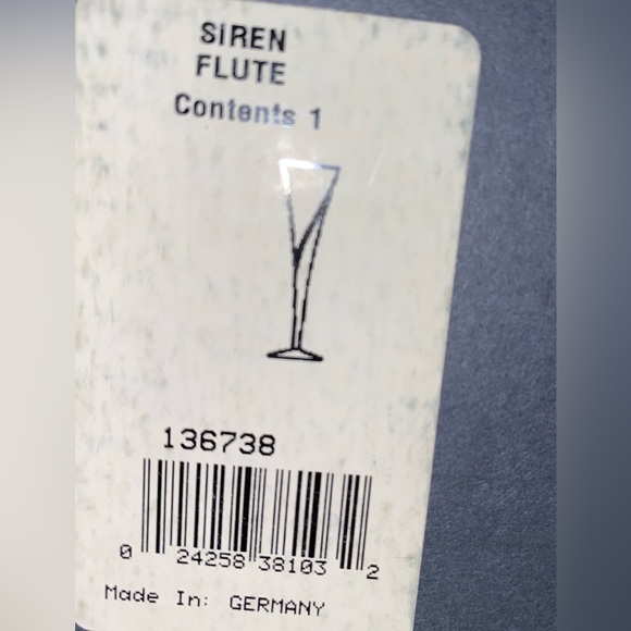 Waterford Crystal Siren Champagne Flutes - Picture 3 of 3